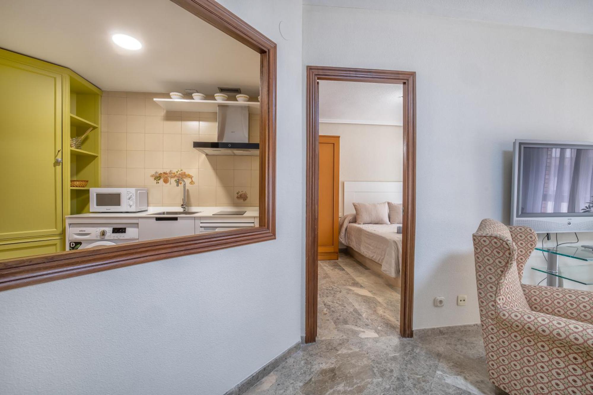 R & T Cordoba Center Apartamentos - Parking Bagian luar foto